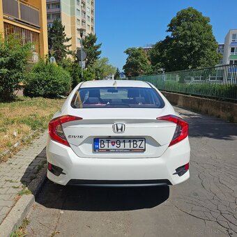 Honda Civic sedan 1.5 Turbo V-TEC Turbo - 3