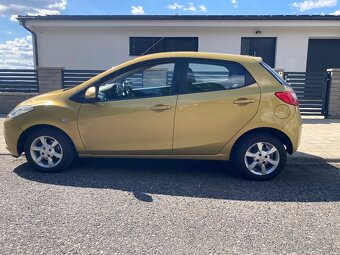Mazda 2 - 3