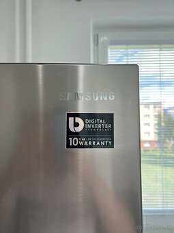 Samsung kombinovaná chladnička 440 litrov - 3