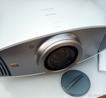 Sony VPL-VW40 BRAVIA® SXRD™ 1080p high-definition projector - 3
