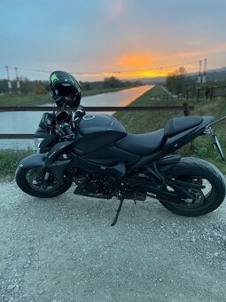 Suzuki gsx-s 1000 - 3
