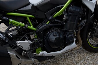 Kawasaki Z900 - 3