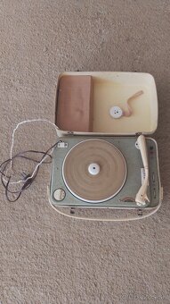 Prodám gramofon Donauland na starožitné i nové desky - 3