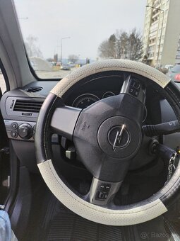 Predám vymením Opel Astra SW 1.9 CDTI - 3