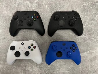 PREDAM /VYMENIM XBOX SERIES S + OVLADACE /BEZCHBNY STAV - 3