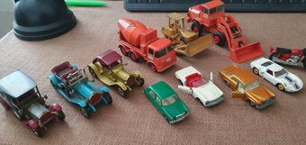 Matchbox autíčka - 3