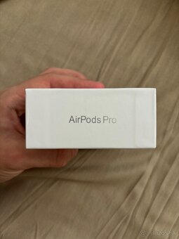 Apple AirPods Pro 2 - 3