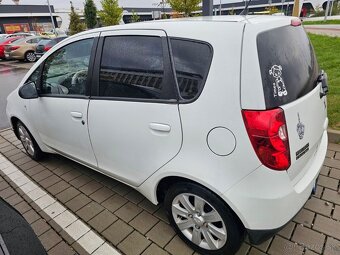 Mitsubishi Colt - 3