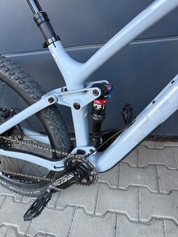 Trek Fuel EX 9.8 Carbon, karbon 29”, Velkost S - 3
