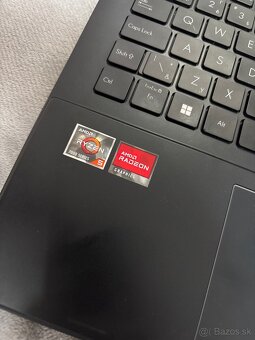 ASUS Vivobook Go 15 OLED (E1504F) - 3