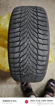 245/45/R19 - 3