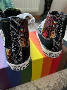 Converse pride - 3