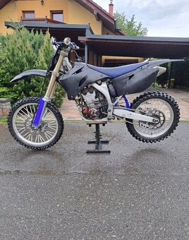 Yamaha yzf 250 - 3