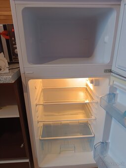 CHLADNIČKA BEKO - 3