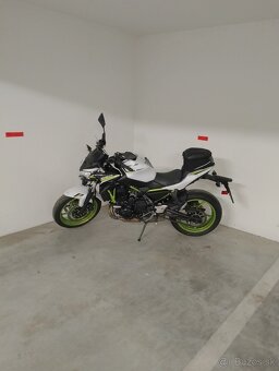 Kawasaki Z650 - 3