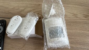 Alarm GSM s diaľkovým ovládačom nový - 3