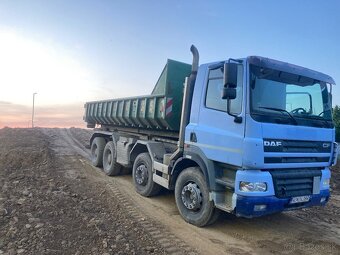 Hakový nosič s kontajnerom DAF CF85 8x4 - 3