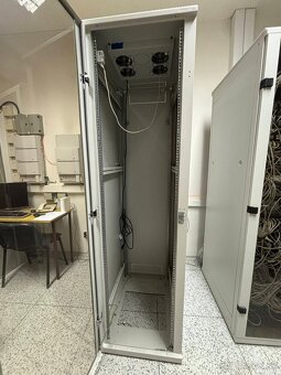 Predám profesionálny rack Triton, K-Line vo výbornom stave - 3