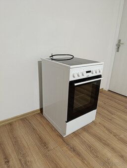 Predám elektrický sporák Mora - 3