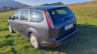 Predám Ford Focus Kombi - 3