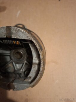 Babetta 210 zadní brzdový štít - 3