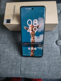 Predám dva telefóny len spolu - 3