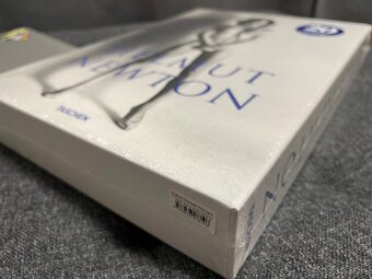 Helmut Newton SUMO, 20th Anniversary, Taschen - 3