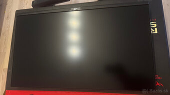 32" ASUS ROG Strix XG32UQ - 3