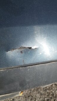 Zadný nárazník Bora kombi. - 3