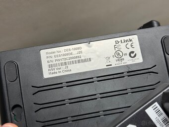 Switch D-Link DES-1008D 8-portový 10/100 - 3