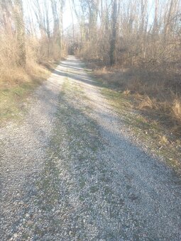 Pozemok na predaj v obci Vrakùň - 3