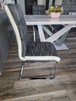 Stoličky k jedálenskému stolu - 3