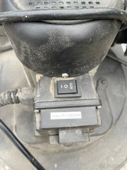 Vysávač do dielne - 3