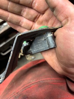 Passat b8 snímač polohy svetlometov OEM - 3