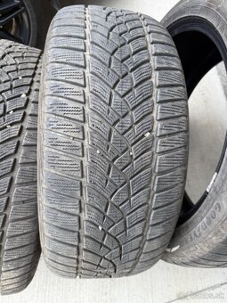 245/45 R19 Zimne - 3