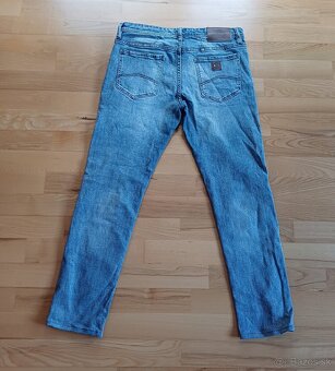 Armani Exchange skinny strečové - 3