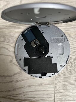Discman Panasonic na zuvackove baterky - 3