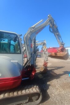Takeuchi – TB 240 / T8555 - 3