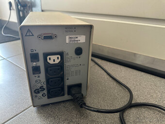 APC Smart-UPS 260 W/420 VA - 3