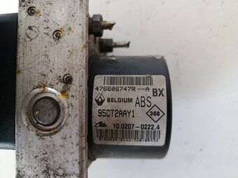 rj abs megane3 476606747r-a 100€ - 3