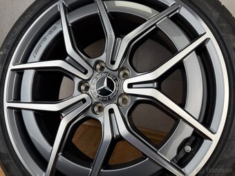 Originál letní kolesa Mercedes E AMG R19 - 3