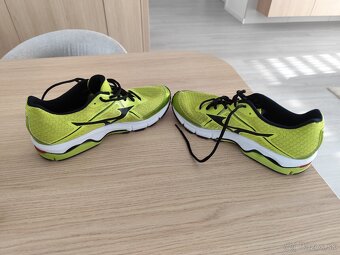 Mizuno Wave ultima 6 - 3