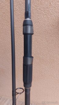 Shimano hyperloop BX 12 ft 2,75lb fish playing - 3