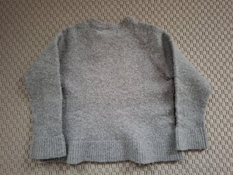 Dievčenský sveter h&m 122 - 3