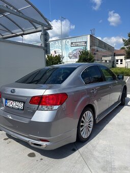 Subaru Legacy 2.0d 4x4 110kw top - 3