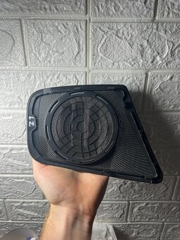 Kryty reproduktorov Audi Bang & Olufsen - 3