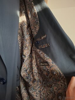 Tmavomodrý oblek - 3