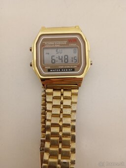 Digitálne hodinky. - 3