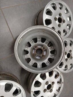 Felicia mystery 4x100 r13 - 3