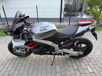 Aprilia RSV4 1099 cm3 2023 - 3